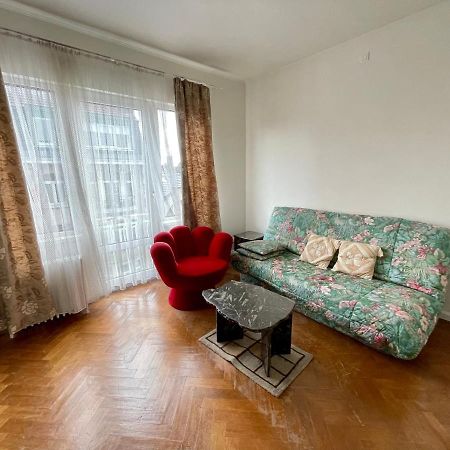 Superbe Appartement Duplex Avec Jacuzzi Brusel Exteriér fotografie