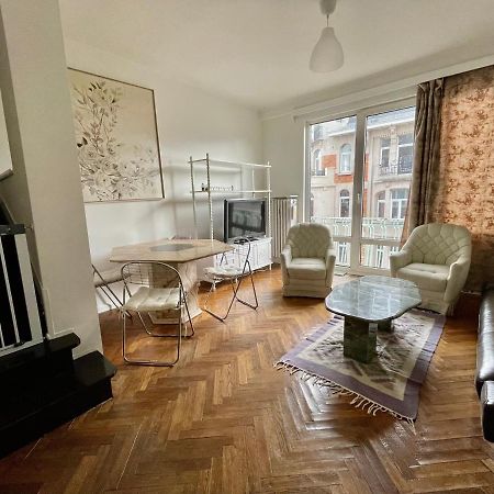 Superbe Appartement Duplex Avec Jacuzzi Brusel Exteriér fotografie