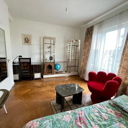 Superbe Appartement Duplex Avec Jacuzzi Brusel Exteriér fotografie
