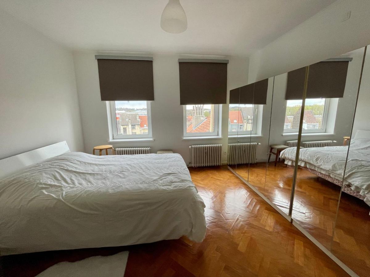 Superbe Appartement Duplex Avec Jacuzzi Brusel Exteriér fotografie